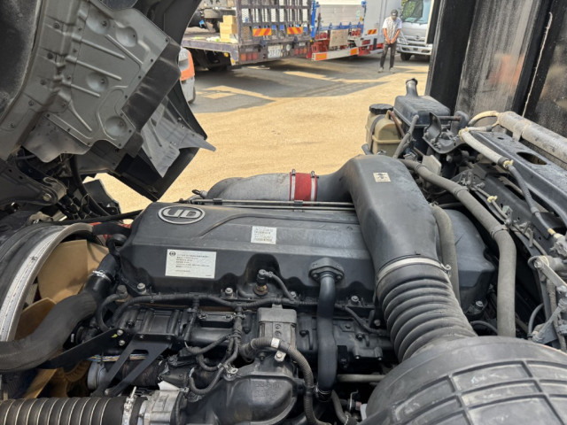 UDトラックス（日産） クオン 大型 アルミウィング QPG-CG5ZA(92217) 40枚目