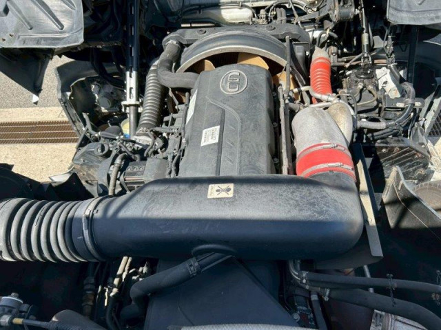 UDトラックス（日産） クオン 大型 コンテナ専用車 QKG-CW5YL(92218) 30枚目
