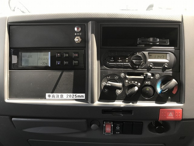 いすゞ エルフ 小型 冷凍冷蔵バン TPG-NLR85AN(92219) 40枚目