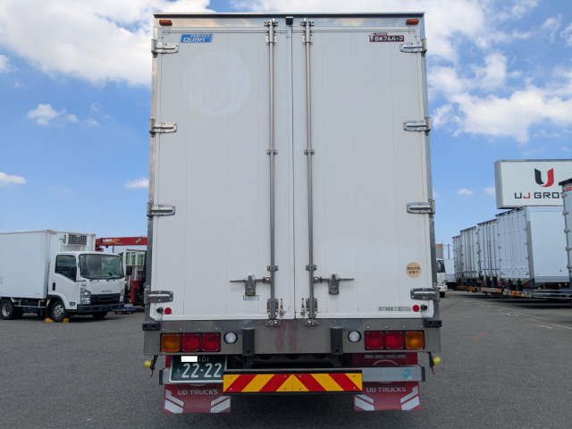 UDトラックス（日産） クオン 大型 アルミウィング QPG-CG5ZA(92225) 6枚目