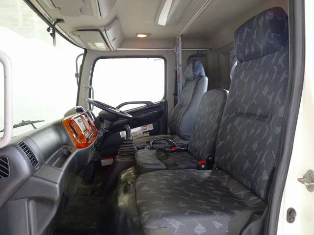 日野 レンジャー 中型 コンテナ専用車 TKG-FD7JGAA(92232) 9枚目