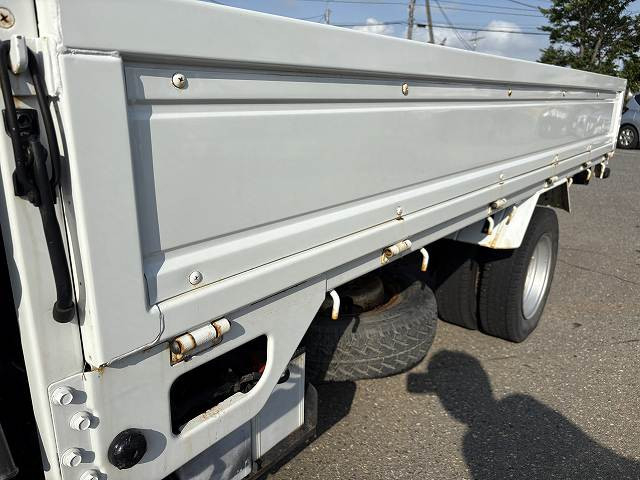 いすゞ エルフ 小型 平ボディ KR-NHS69EAV(92241) 5枚目
