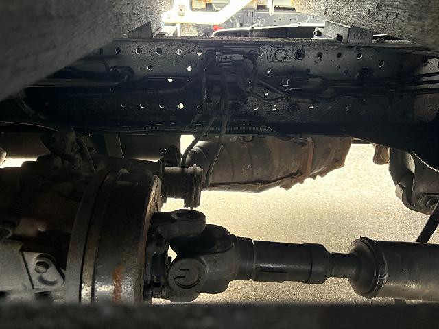 いすゞ エルフ 小型 平ボディ TKG-NJS85A(92240) 25枚目