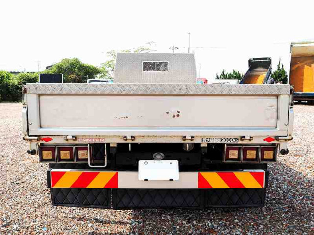 三菱ふそう キャンター 小型 平ボディ PA-FE82DE(92243) 4枚目