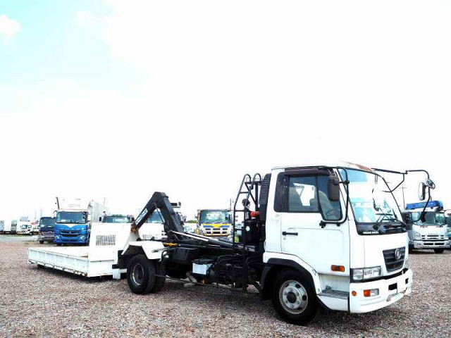 UDトラックス（日産） コンドル 中型 コンテナ専用車 PB-MK36A(92245) 8枚目