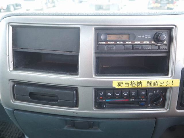 UDトラックス（日産） コンドル 中型 コンテナ専用車 PB-MK36A(92245) 49枚目