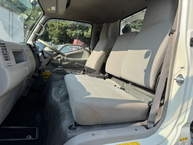 トヨタ ダイナ 小型 車載専用車 PB-XZU423(92248) 29枚目