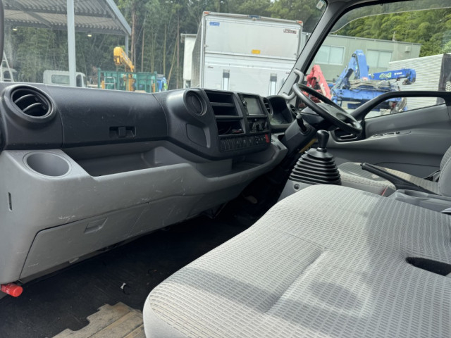 日野 デュトロ 小型 車載専用車 TKG-XZU720M(92277) 32枚目
