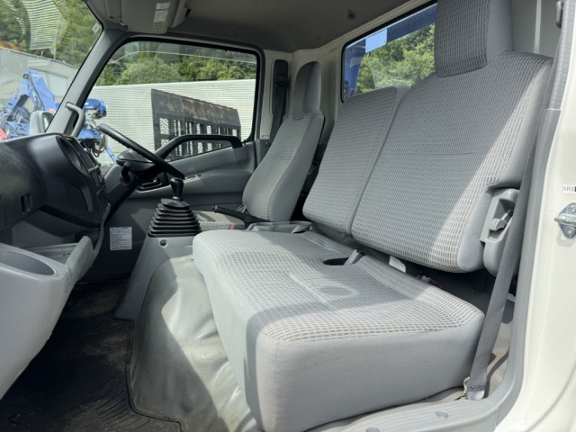 日野 デュトロ 小型 車載専用車 TKG-XZU720M(92277) 33枚目