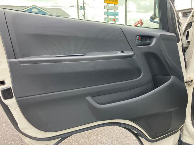 トヨタ ハイエース 小型 アルミバン LDF-KDH206V(92295) 20枚目