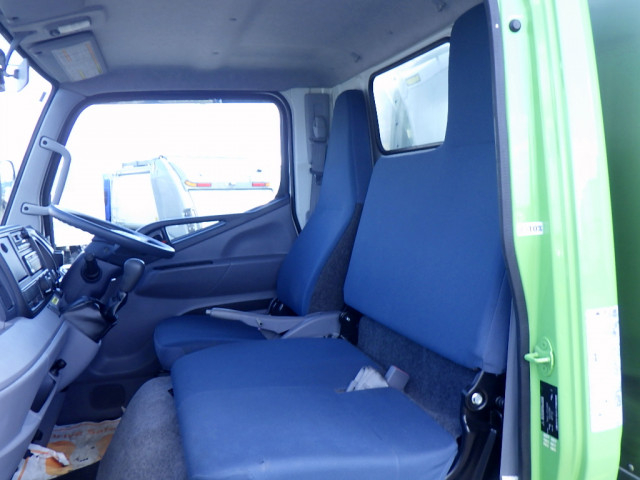 Mitsubishi Fuso canter Small Aluminium box body TKG-FEA50(92298) 14枚目