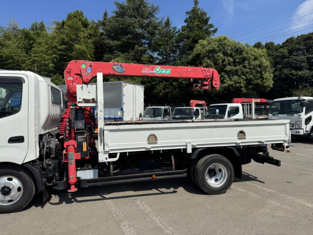 日野 デュトロ 小型 クレーン付き TKG-XZU710M(92328) 7枚目