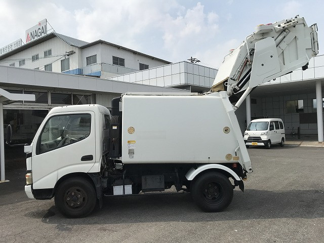 日野 デュトロ 小型 塵芥車（プレス式） PB-XZU301X(92350) 10枚目