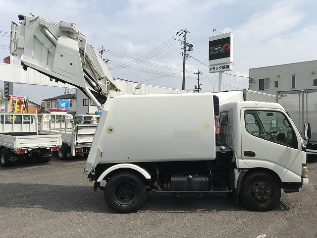 日野 デュトロ 小型 塵芥車（プレス式） PB-XZU301X(92350) 11枚目