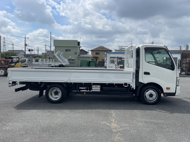 日野 デュトロ 小型 平ボディ 2RG-XZU710M(92357) 4枚目