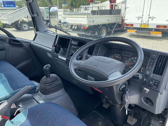 いすゞ エルフ 小型 車載専用車 TRG-NPR85AN(92361) 31枚目