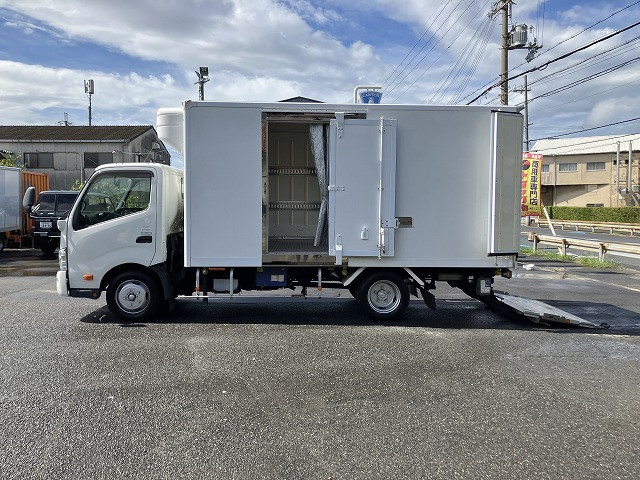 日野 デュトロ 小型 冷凍冷蔵バン TKG-XZU710M(92362) 11枚目