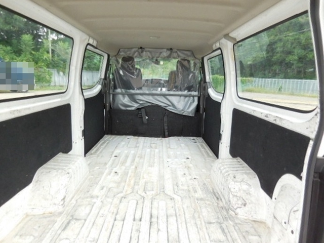 日産自動車 キャラバン 小型 バン LDF-VW6E26(6653) 5枚目