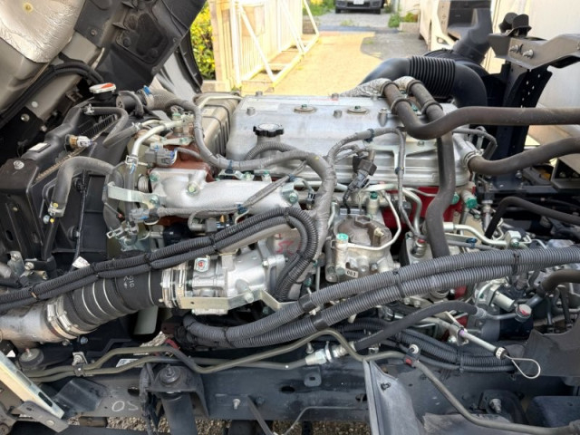 日野 レンジャー 中型 冷蔵冷凍バン 2KG-FD2ABG(109497) 28枚目