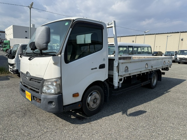 Hino dutro Small Flat body TKG-XZC710M(109622) 1枚目