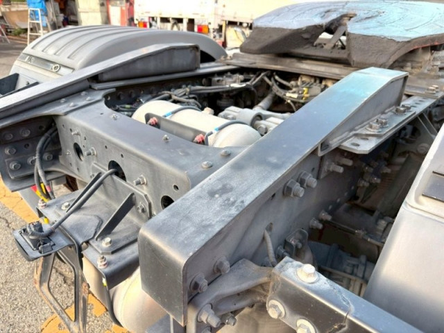 日野 プロフィア 大型 トラクタ 2DG-SH1EDGG(95423) 8枚目