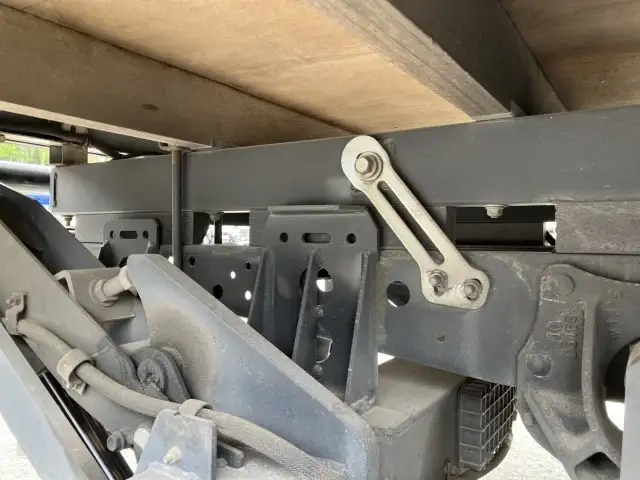 いすゞ エルフ 小型 平ボディ TRG-NMR85AR(92445) 28枚目