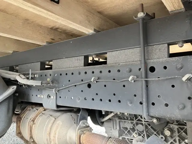 いすゞ エルフ 小型 平ボディ TRG-NMR85AR(92445) 31枚目