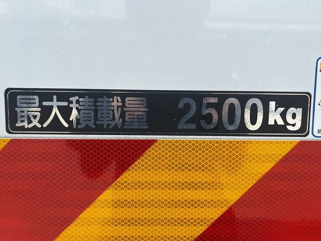 日野 レンジャー 中型 冷蔵冷凍バン 2KG-FD2ABG(109508) 18枚目
