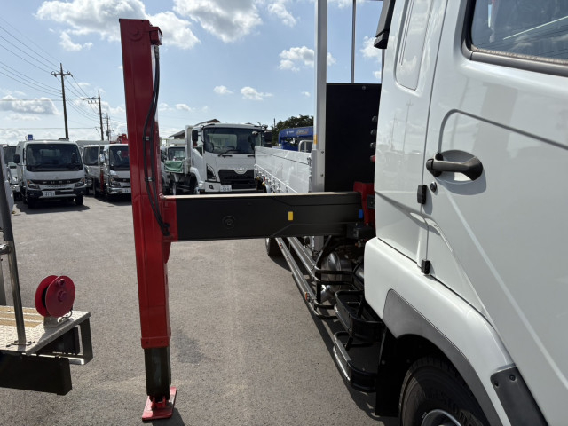 三菱ふそう キャンター 増トン クレーン付き 2KG-FK62FZ(92451) 16枚目