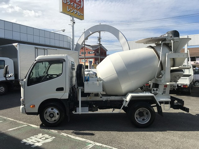 日野 デュトロ 小型 ミキサー車 2PG-XZU600E(92471) 4枚目