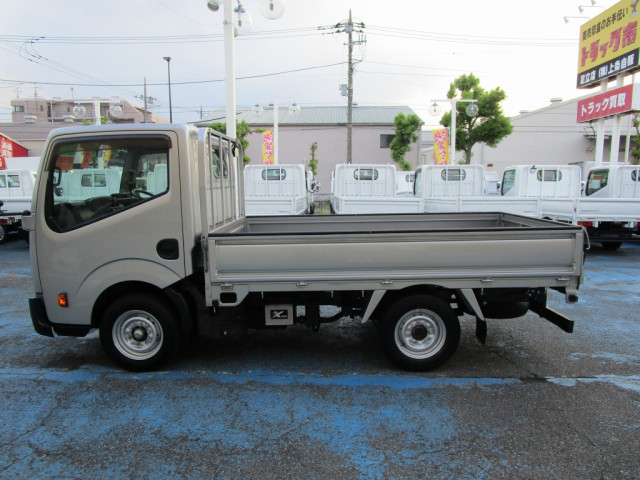 日産自動車 アトラス 小型 平ボディ CBF-SQ1F24(92472) 11枚目