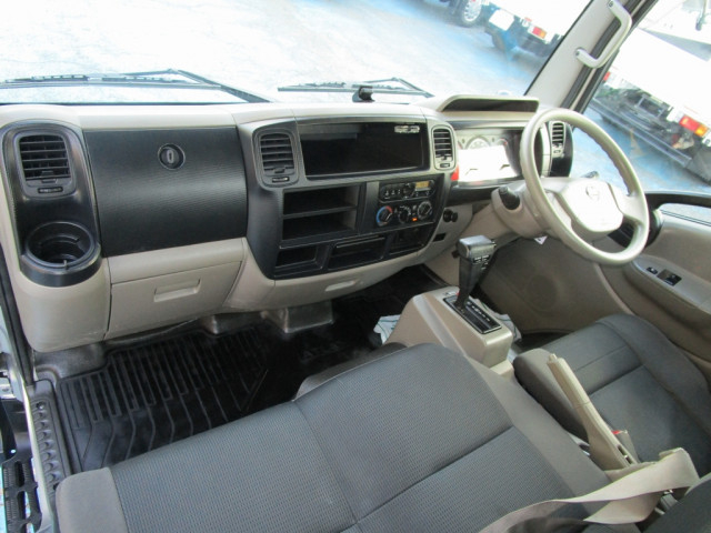 日産自動車 アトラス 小型 平ボディ CBF-SQ1F24(92472) 19枚目