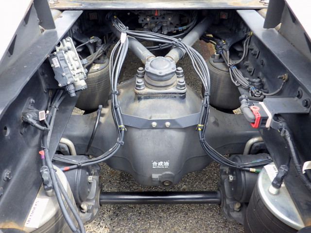 UDトラックス（日産） クオン 大型 トラクタ（シングル） 2PG-GK5AAB(92478) 27枚目