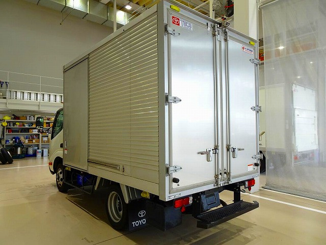 トヨタ トヨエース 小型 アルミバン LDF-KDY231(92527) 4枚目