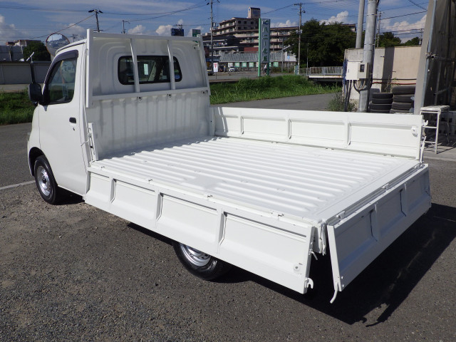 トヨタ ライトエース 小型 平ボディ DBF-S402U(92539) 14枚目