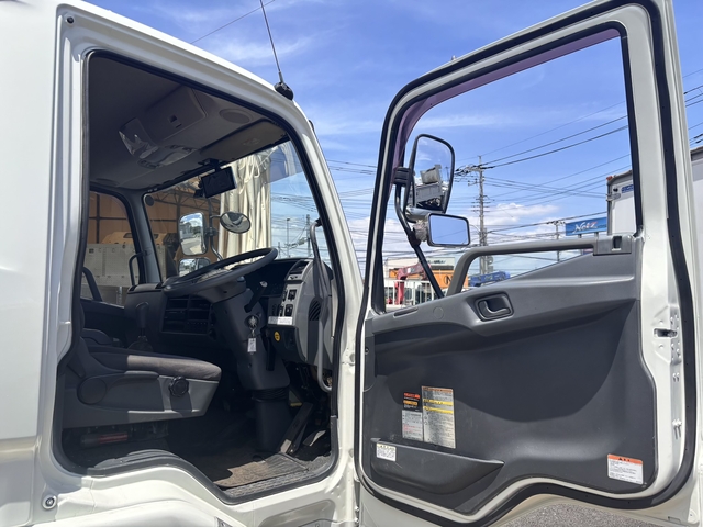 三菱ふそう ファイター 増トン 平ボディ（クレーン付） QKG-FK62FZ(108215) 60枚目