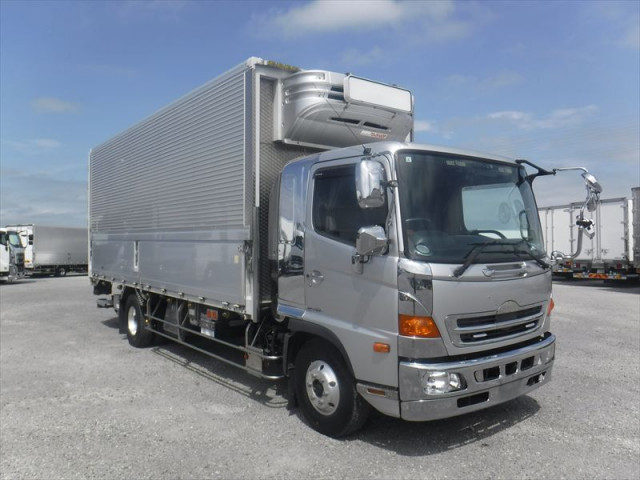 日野 レンジャー 中型 冷凍冷蔵バン TKG-FD7JLAA(92554) 4枚目