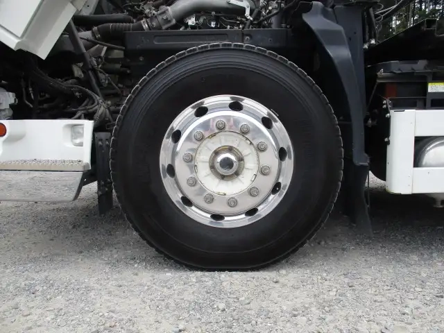 いすゞ ギガ 小型 トラクタ（シングル） 2PG-EXD52CD(92603) 9枚目