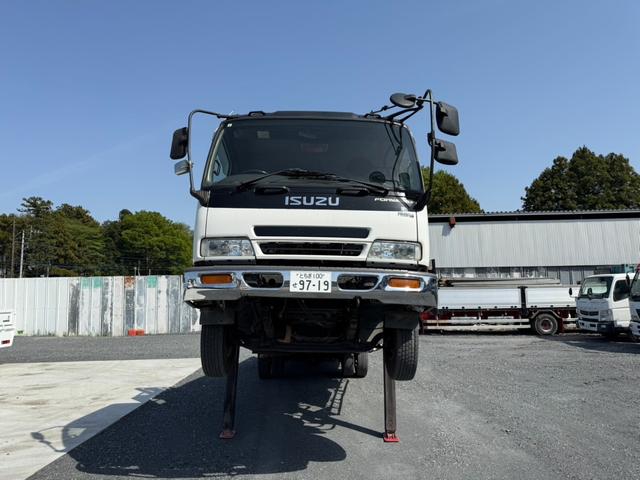 いすゞ フォワード 中型 車載専用車 *********(92607) 9枚目