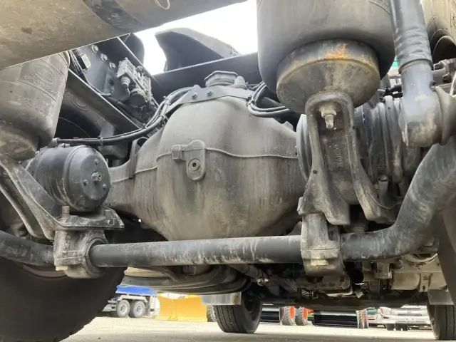 日産自動車 クオン 小型 トラクタ（シングル） 2PG-GK5AAB(92626) 25枚目