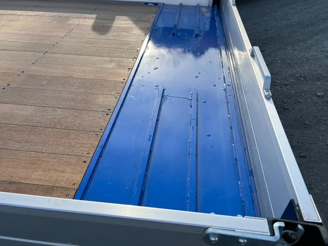 日野 レンジャー 中型 車載専用車 *********(92631) 17枚目
