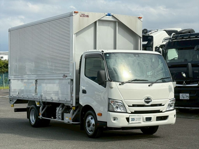 日野 デュトロ 小型 アルミウィング 2KG-XZU712M(92646) 2枚目