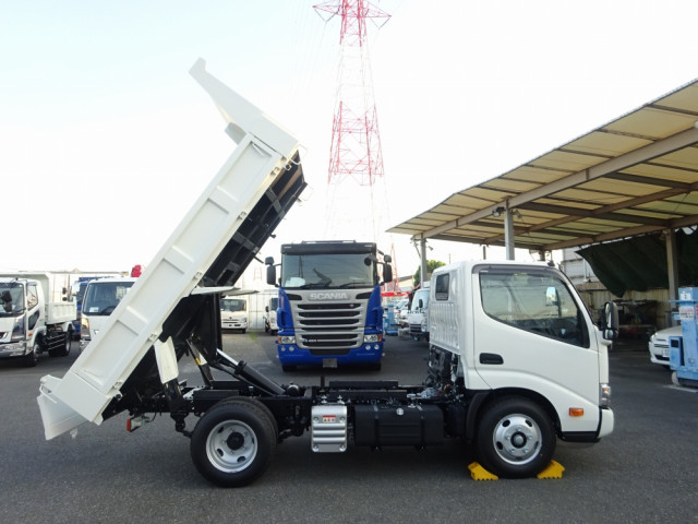 トヨタ ダイナ 小型 土砂ダンプ 2KG-XZU600D(92649) 7枚目