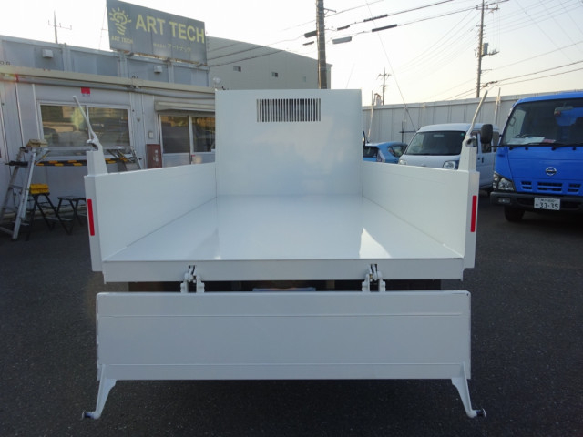 トヨタ ダイナ 小型 土砂ダンプ 2KG-XZU600D(92649) 11枚目