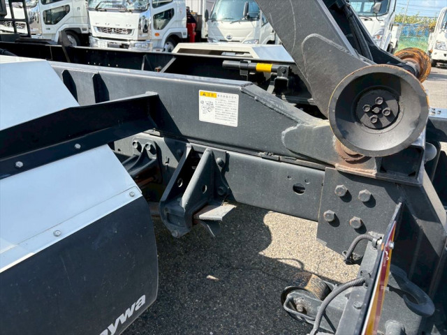 いすゞ フォワード 中型 コンテナ専用車 2RG-FRR90S2(92655) 15枚目