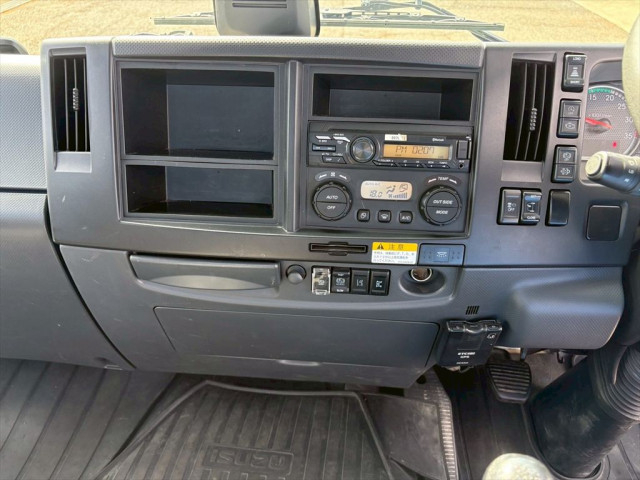 いすゞ フォワード 中型 コンテナ専用車 2RG-FRR90S2(92655) 22枚目