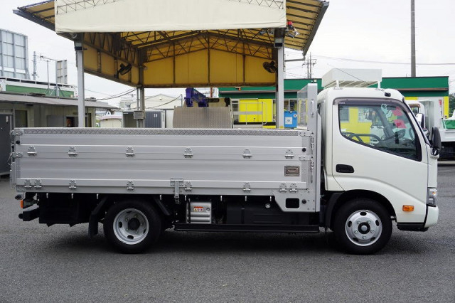 トヨタ ダイナ 小型 平ボディ 2RG-XZU645(92661) 5枚目