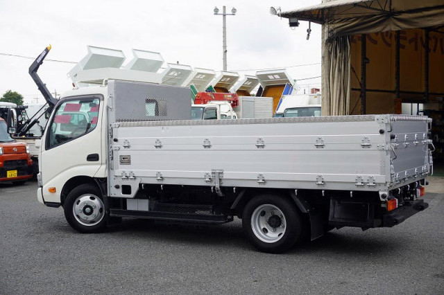 トヨタ ダイナ 小型 平ボディ 2RG-XZU645(92661) 7枚目