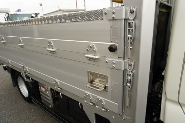 トヨタ ダイナ 小型 平ボディ 2RG-XZU645(92661) 26枚目