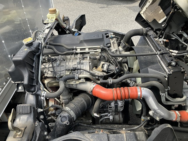三菱ふそう キャンター 小型 アルミバン 2RG-FEB50(92662) 17枚目